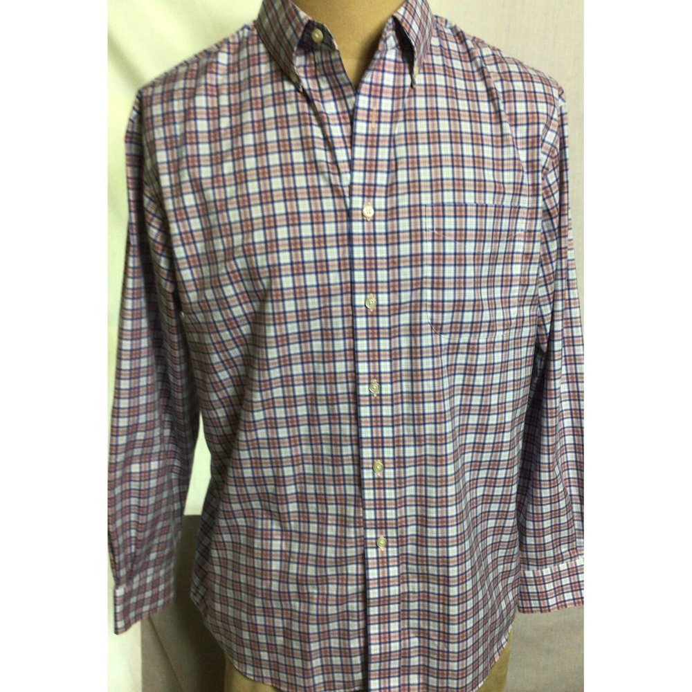 Jos A Bank Travelers Collection Button Down shirt